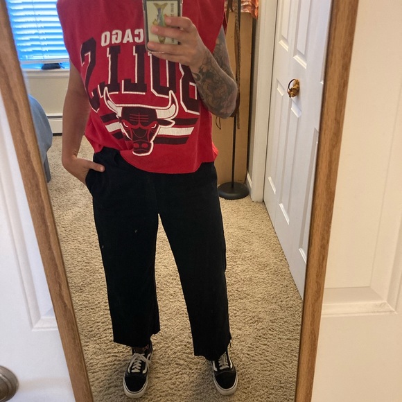 Vintage cutoff Chicago Bulls sweatshirt - Picture 2 of 7